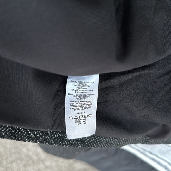 Ann Taylor Factory Suit Jacket - Size 2P - Black/Gray Pattern - Picture 4 of 4